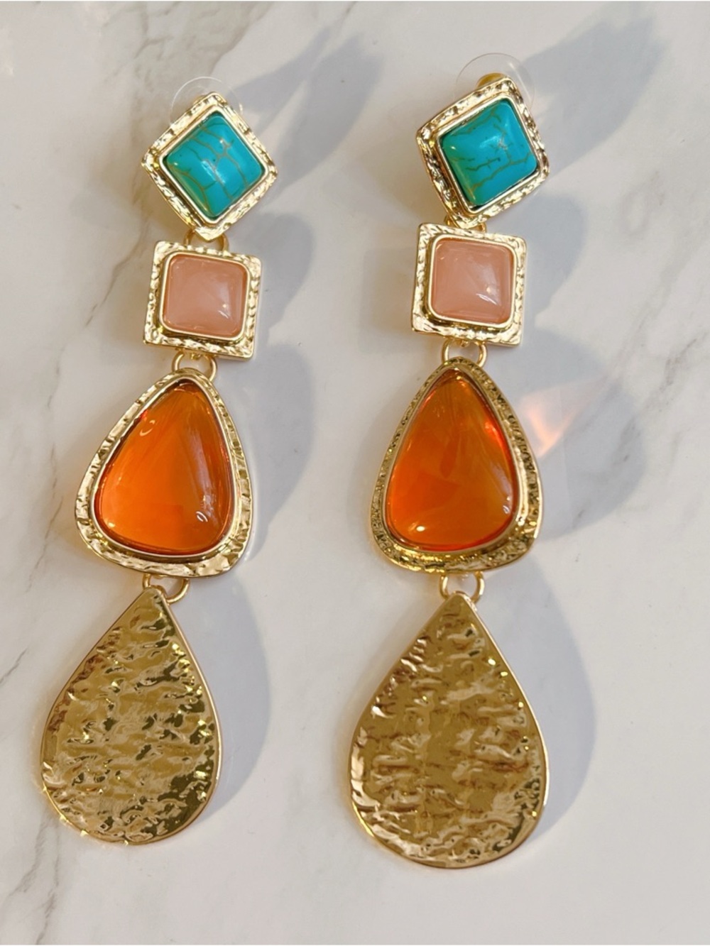 Gold plated blue pink amber lucite 3.5” dangle earrings hammered pear square